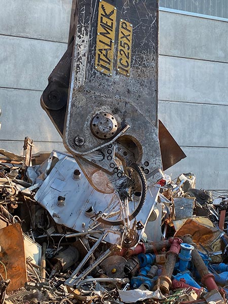 abbattimenti-e-demolizioni-di-impianti-a-milano